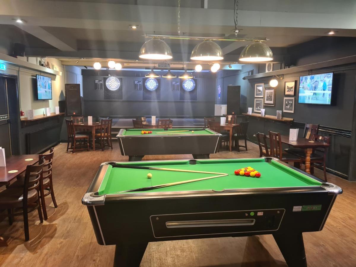 Hotel Hen House Cannock Esterno foto