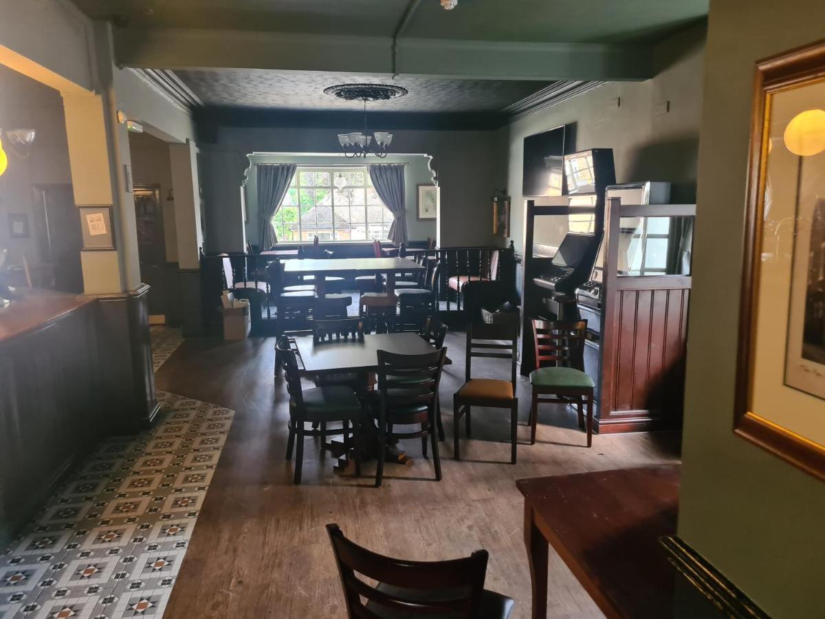 Hotel Hen House Cannock Esterno foto